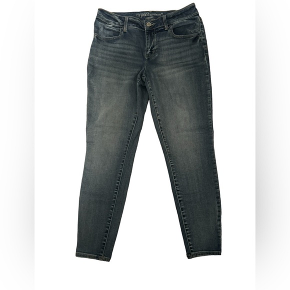 MAURICE’S Mid Rise Stretch Jean. Size M short. - Picture 1 of 5